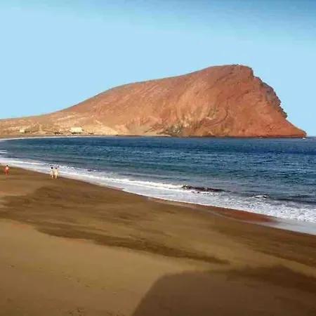 Chill Out In Few Steps From The Beach Apartment
